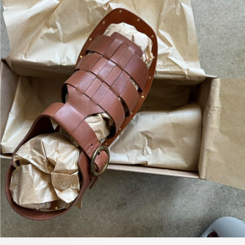 Anthropologie Beek leather Starfish sandals size 8
